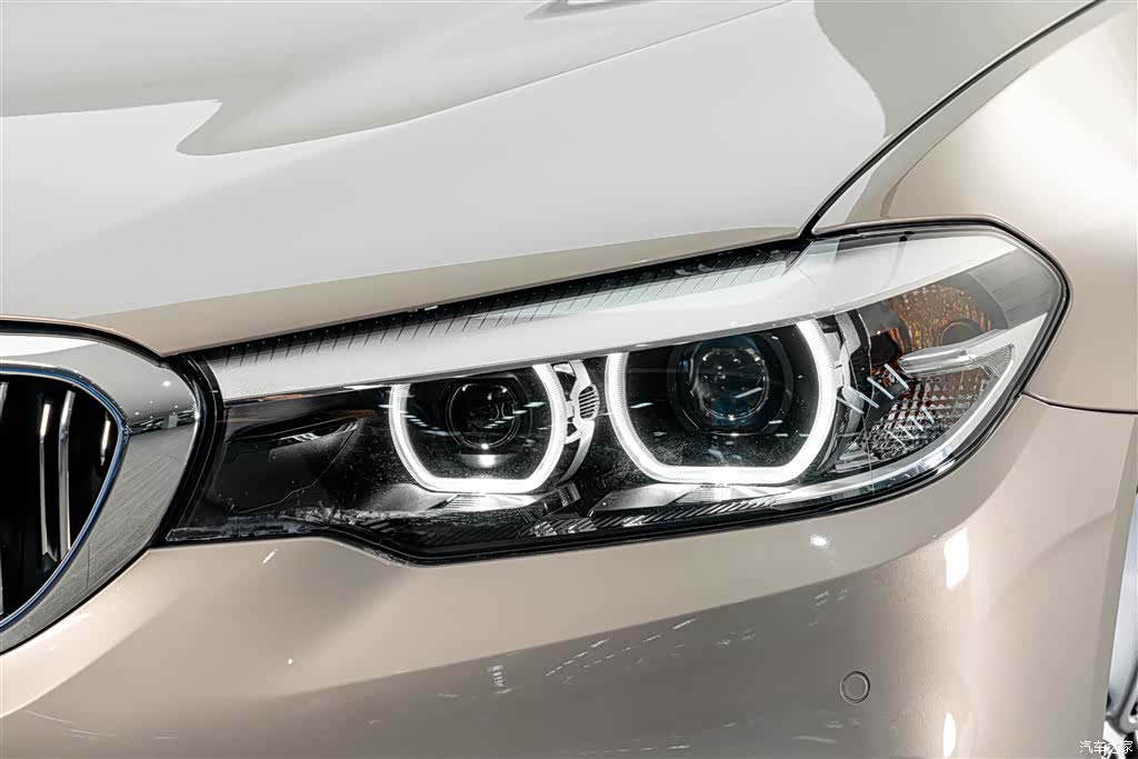 BMW 5 Series, 2019 4