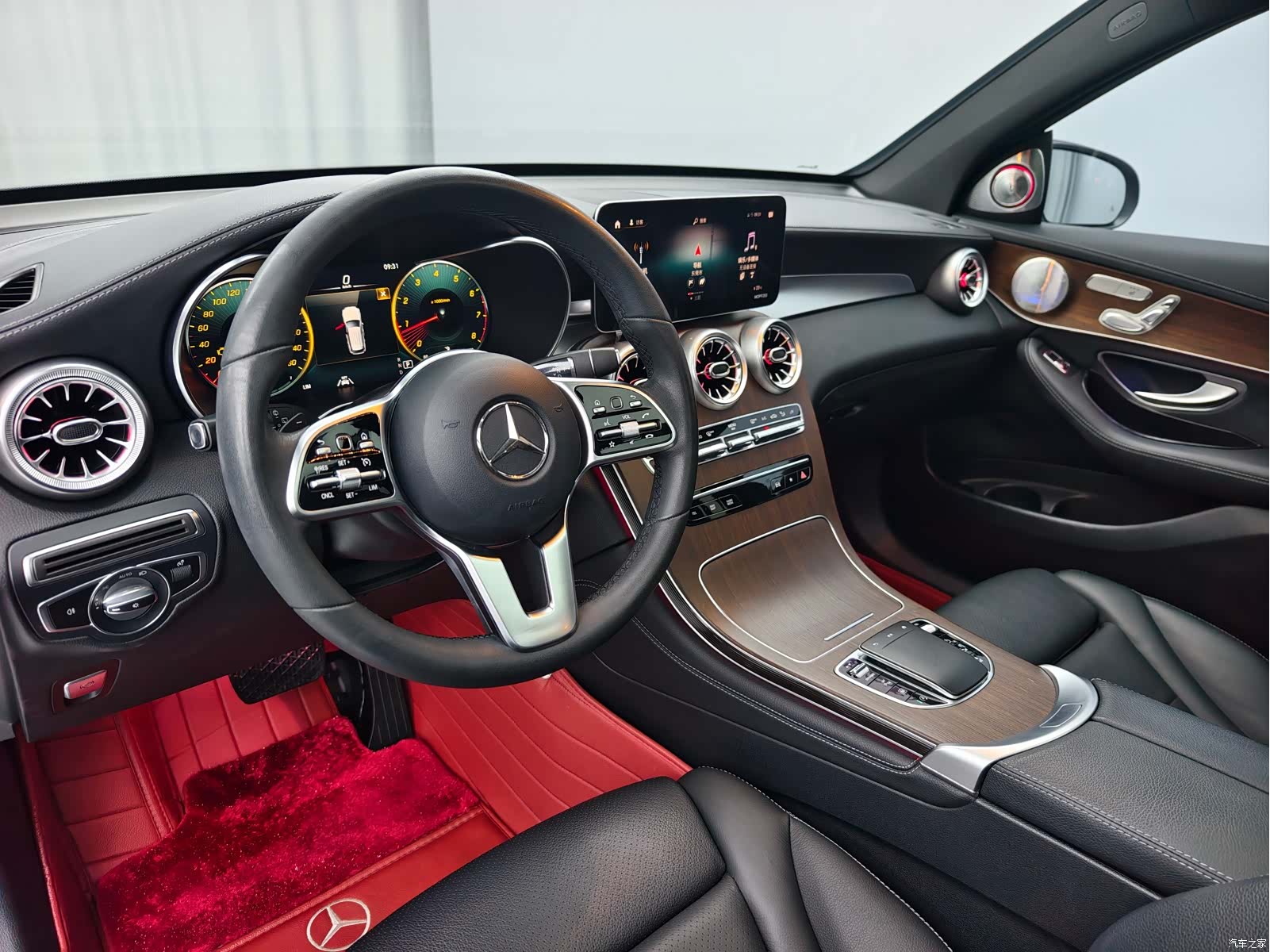 Mercedes-Benz GLC, 2021 10