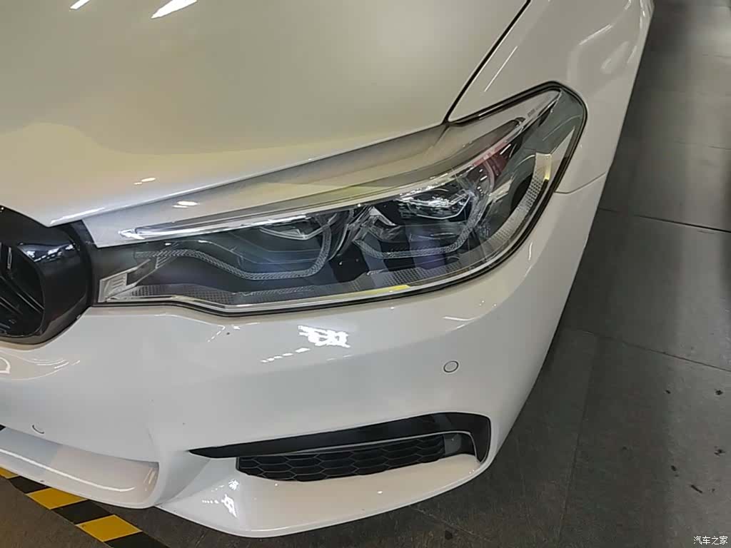 BMW 5 Series, 2018 24