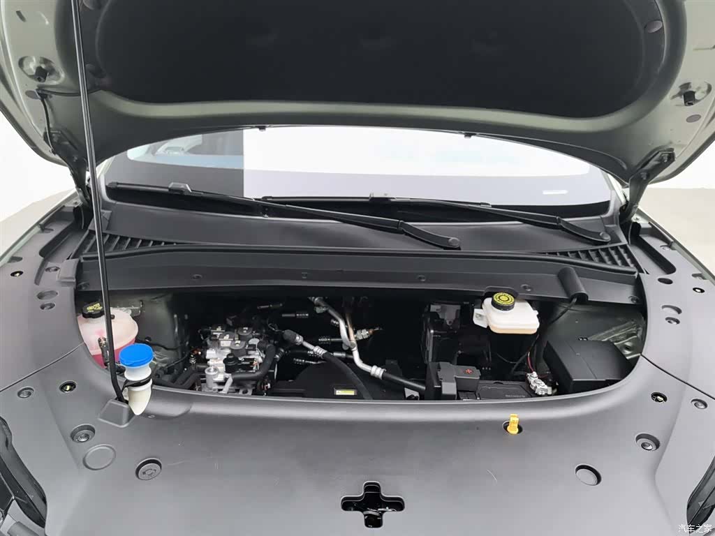 BYD Yuan, 2022 6