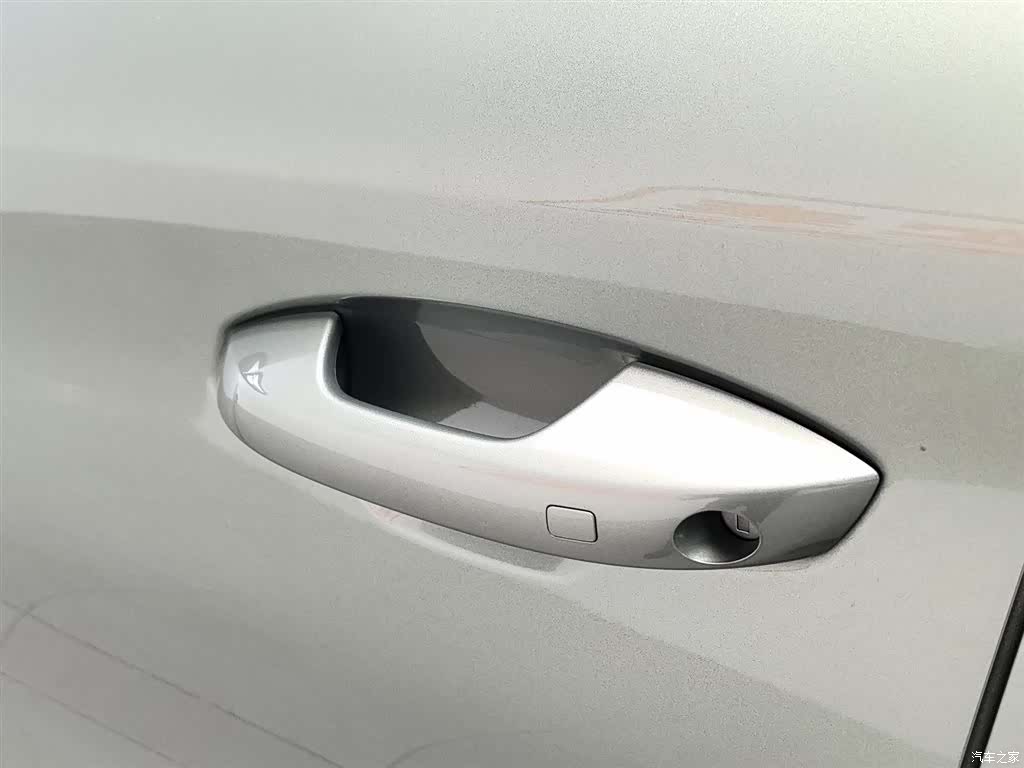 BYD Yuan, 2022 18