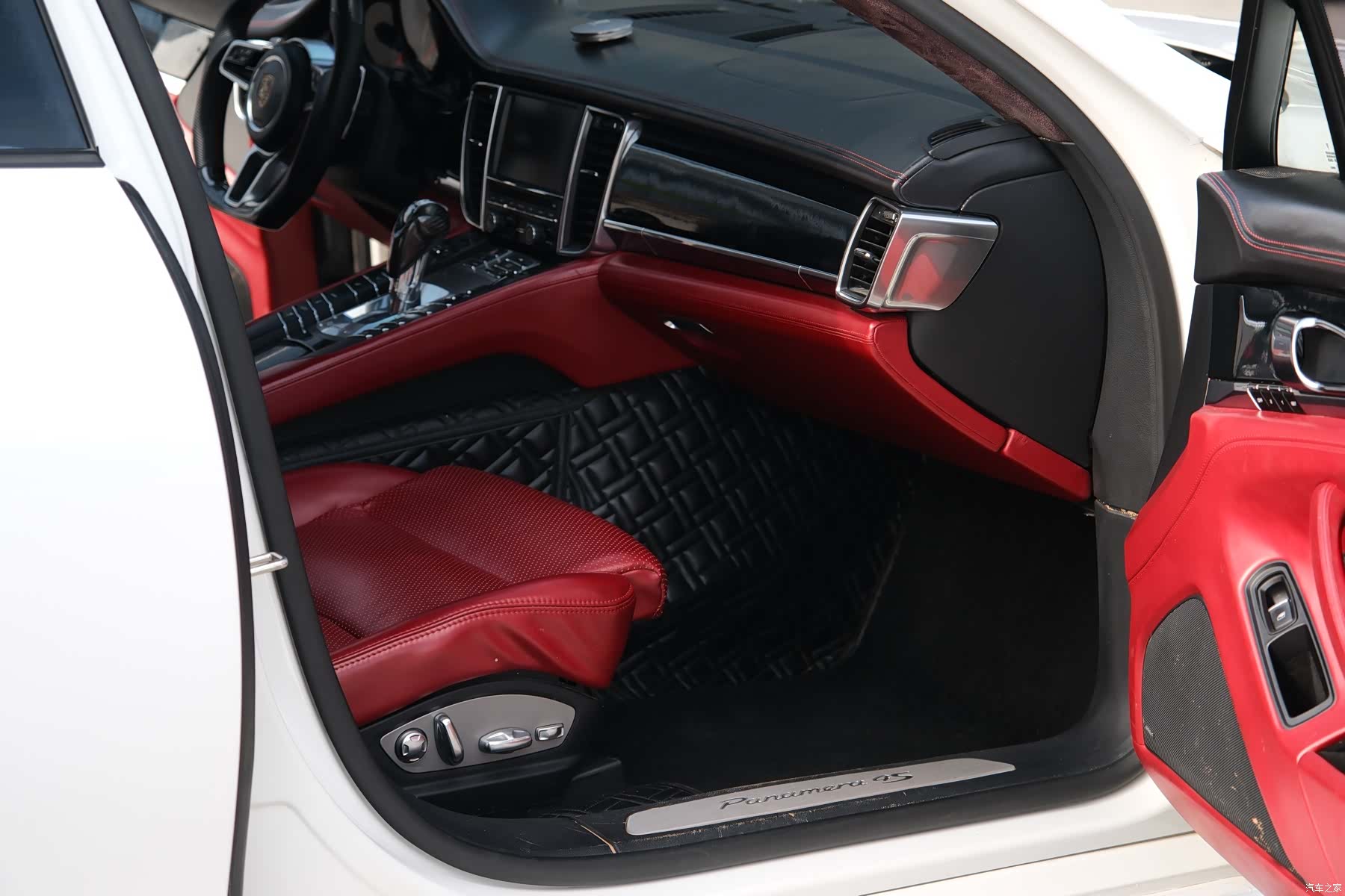 Porsche Panamera, 2010 11