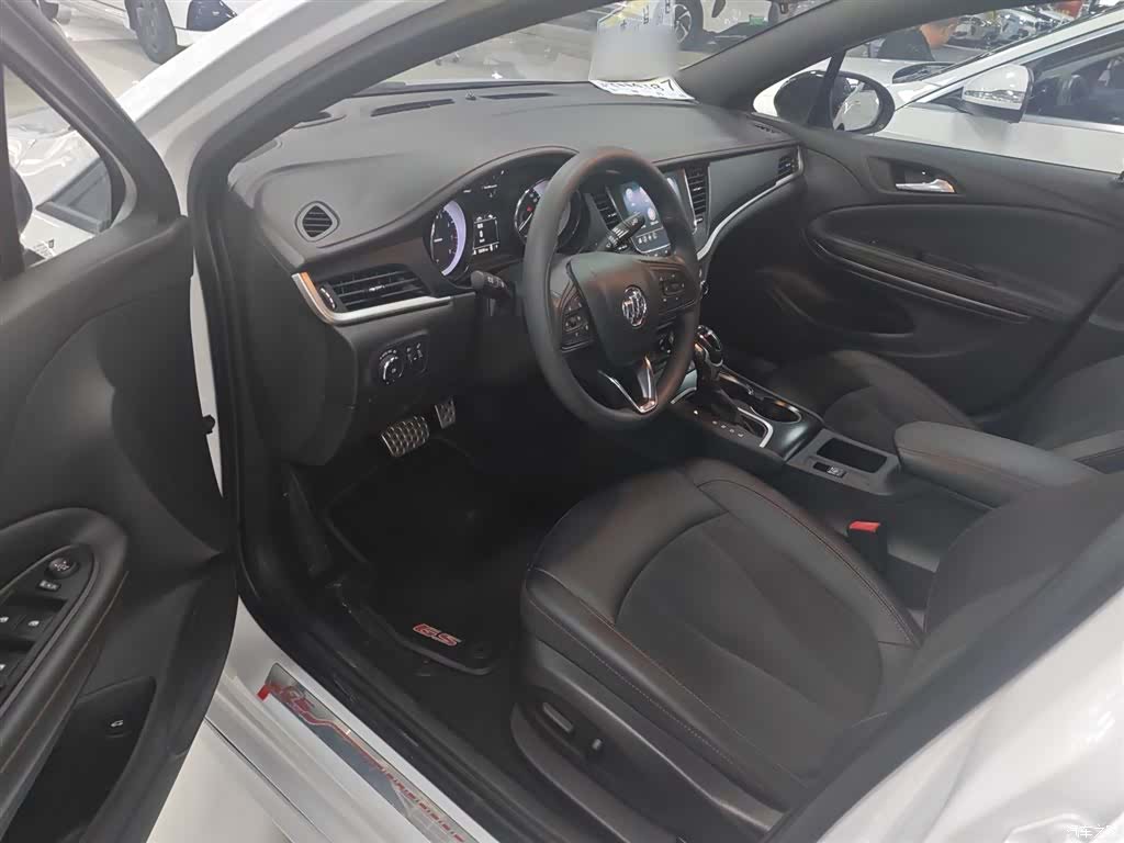 Buick Verano, 2020 16