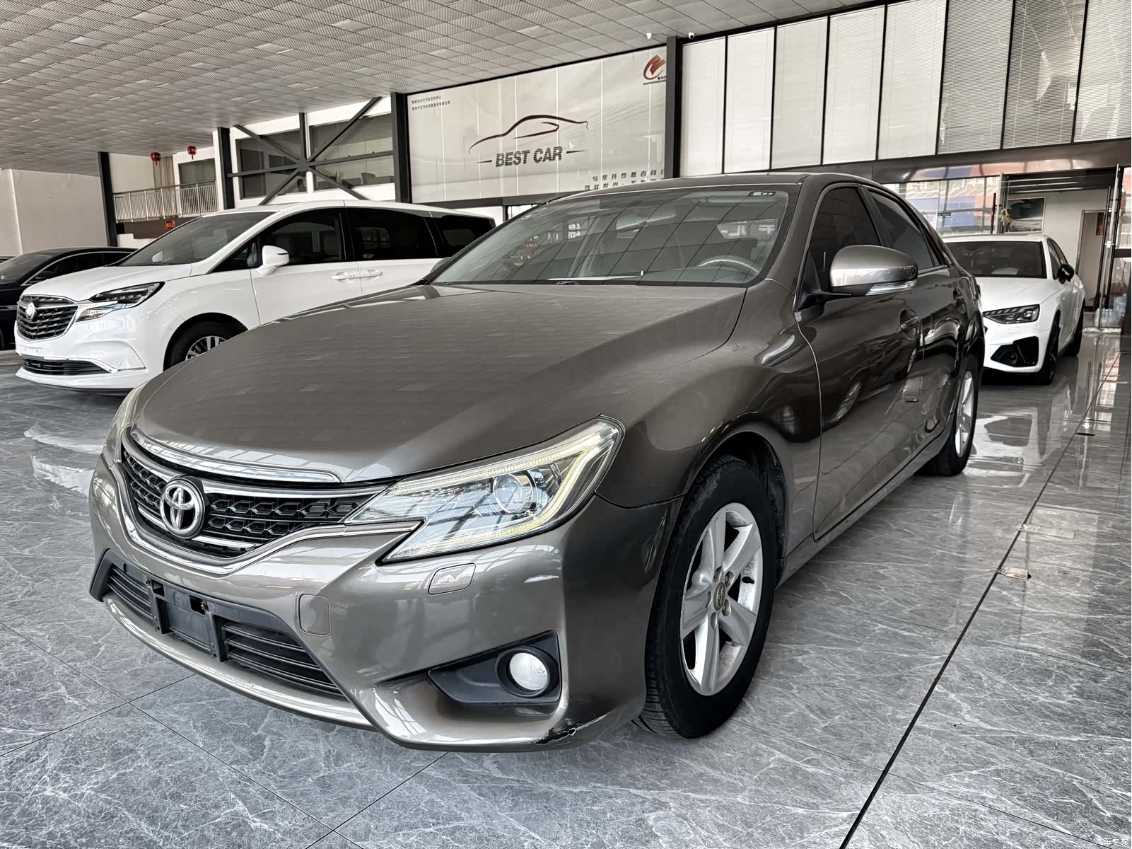 Toyota 2.5S, 2014 1