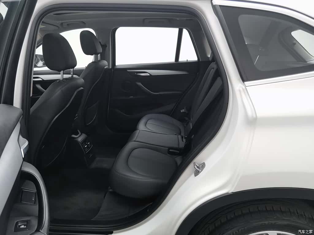 BMW X1, 2019 15