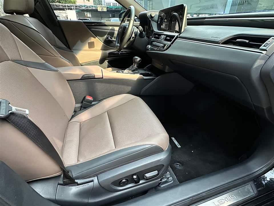 Lexus ES Lexus ES