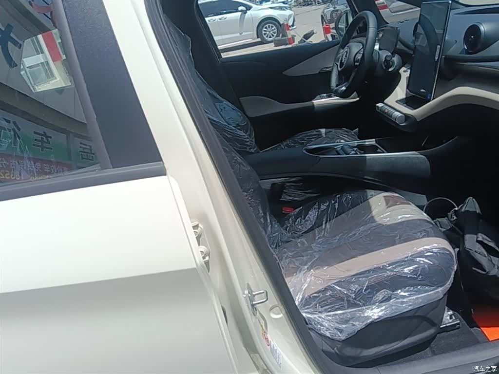 BYD Dolphin, 2026 25