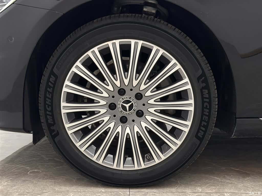 Mercedes-Benz E-Class, 2021 20