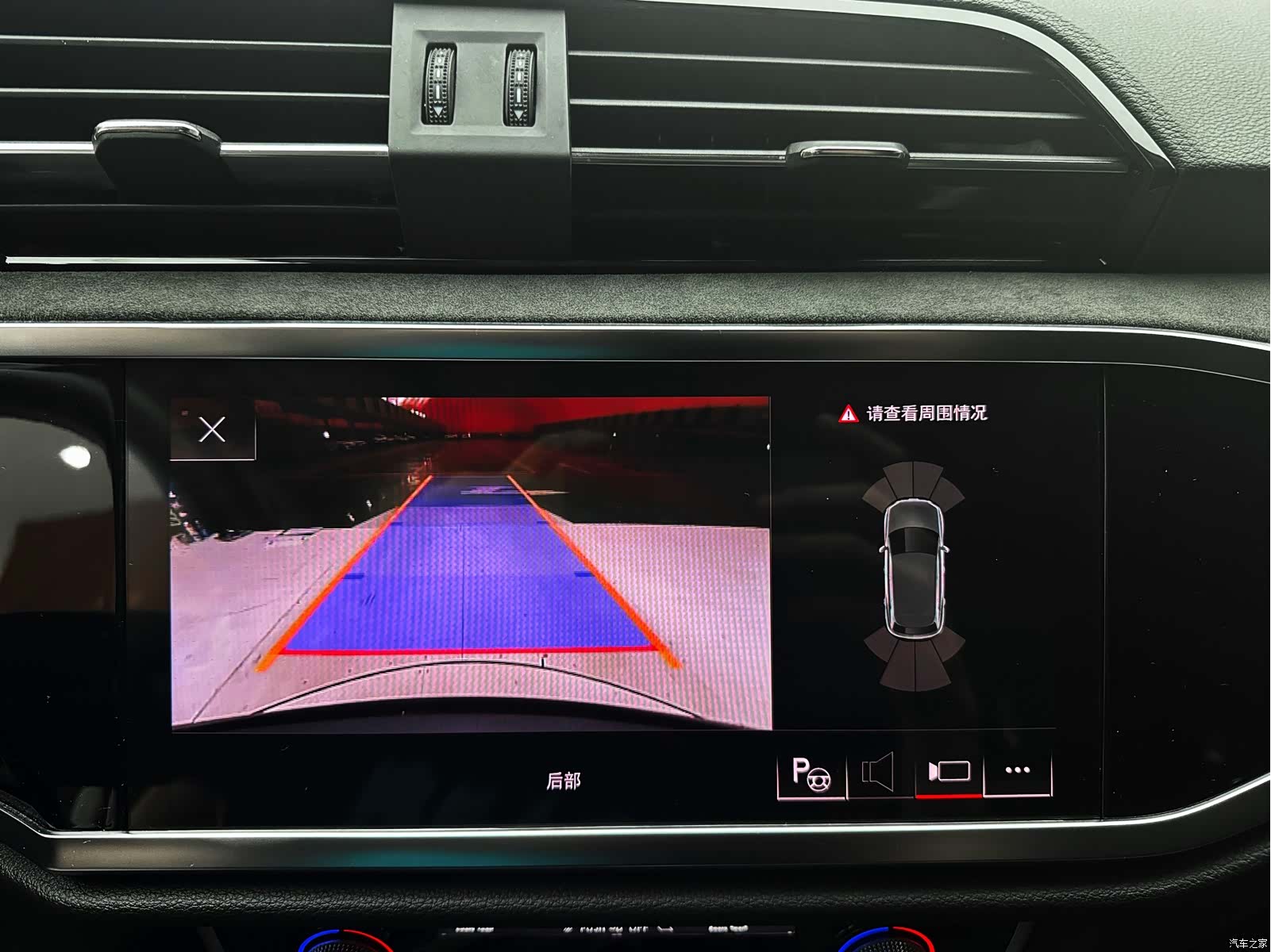 Audi Q3, 2022 23