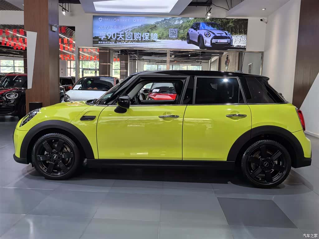 Mini Cooper, 2024 3