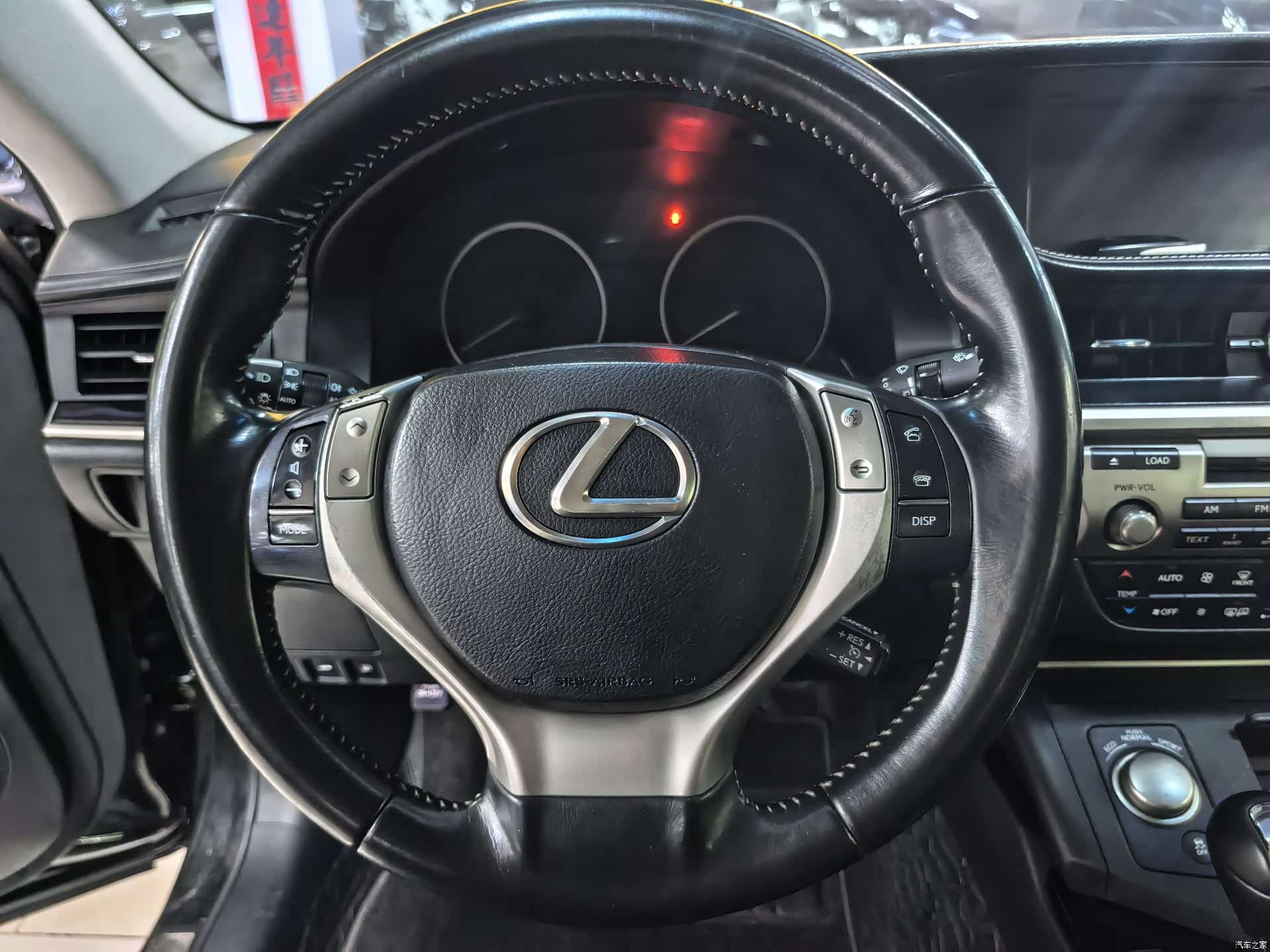 Lexus ES, 2014 10