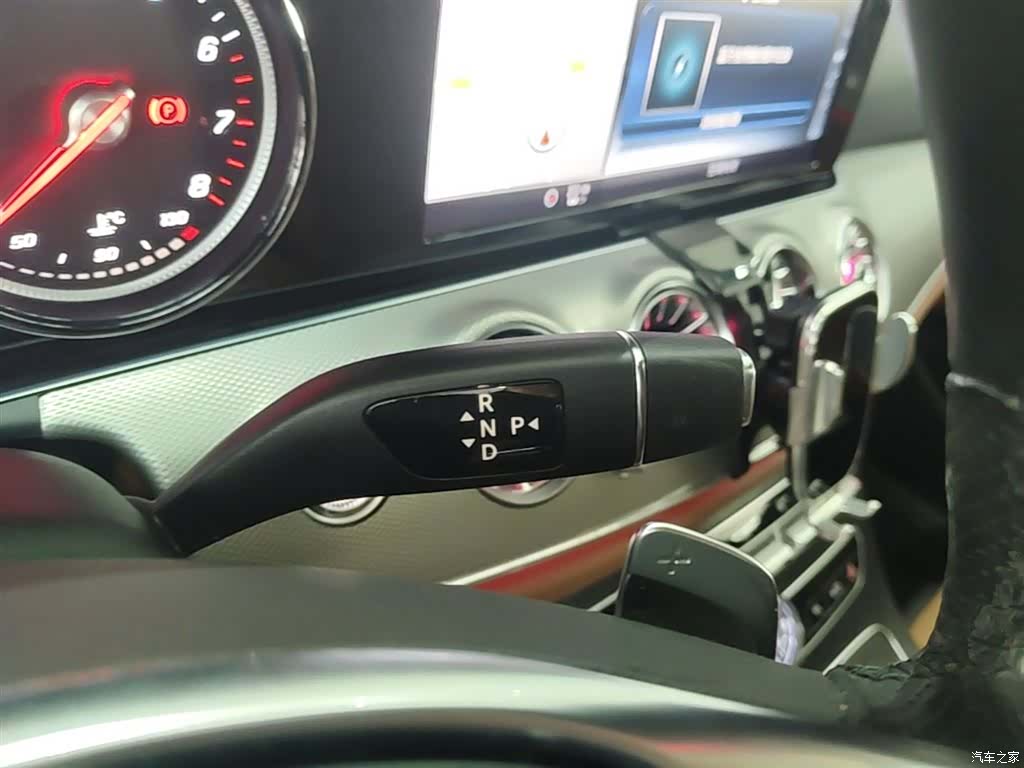 Mercedes-Benz E-Class, 2018 14