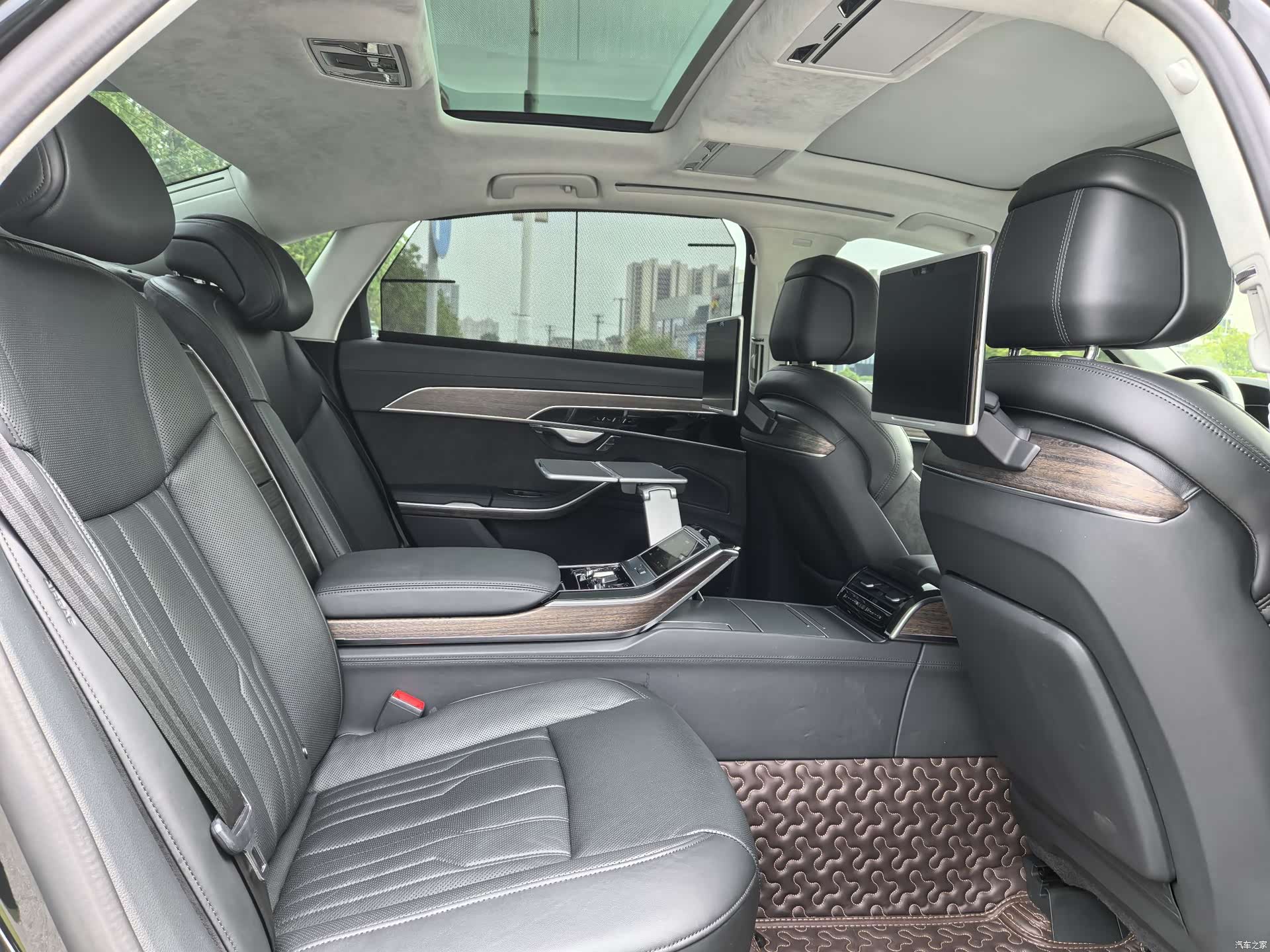 Audi A8L, 2020 13