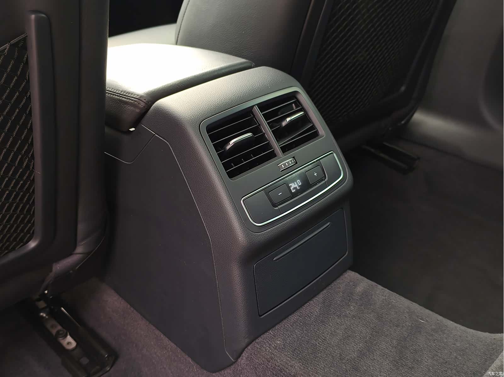 Audi A4L, 2018 19