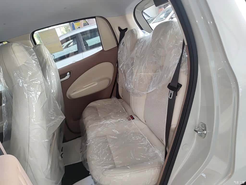Wuling MINIEV, 2026 17