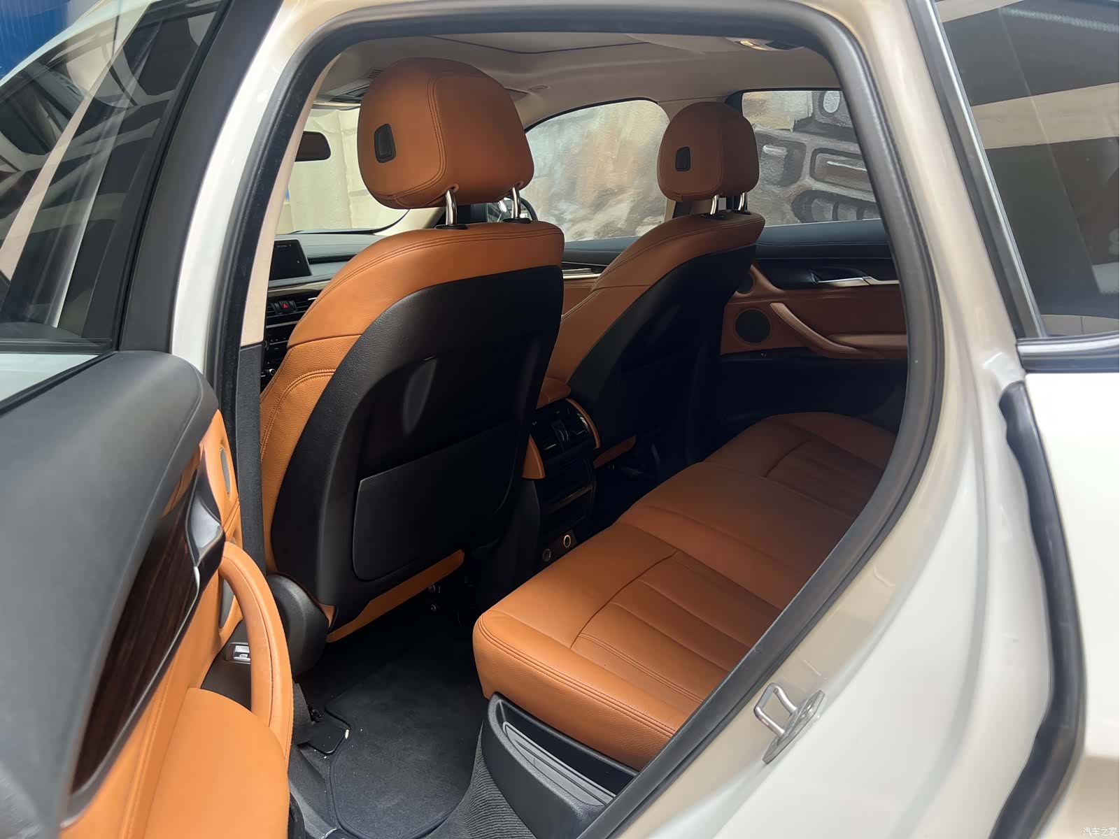 BMW X6, 2015 9