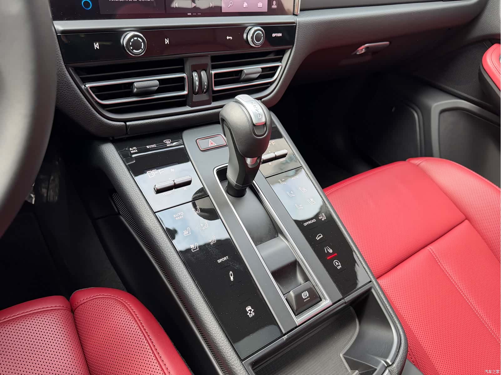 Porsche Macan, 2026 24
