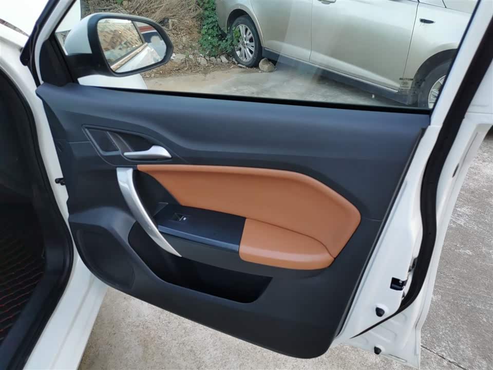 MG Sharp Line