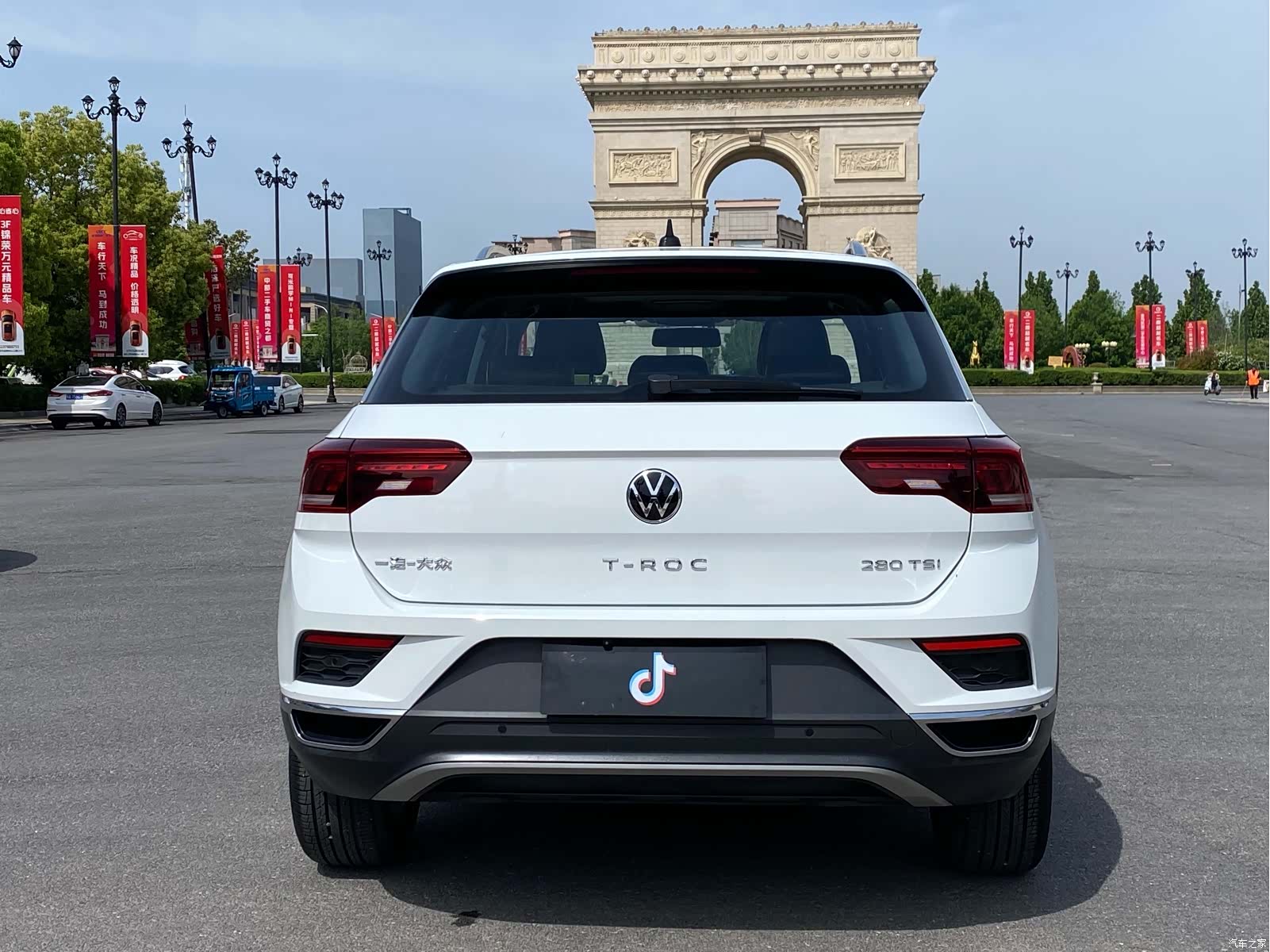 Volkswagen T-ROC, 2022 8