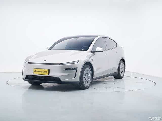 Tesla Model Y, 2025 1