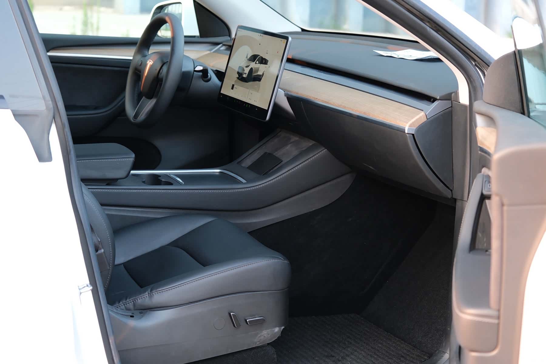 Tesla Model Y, 2022 9