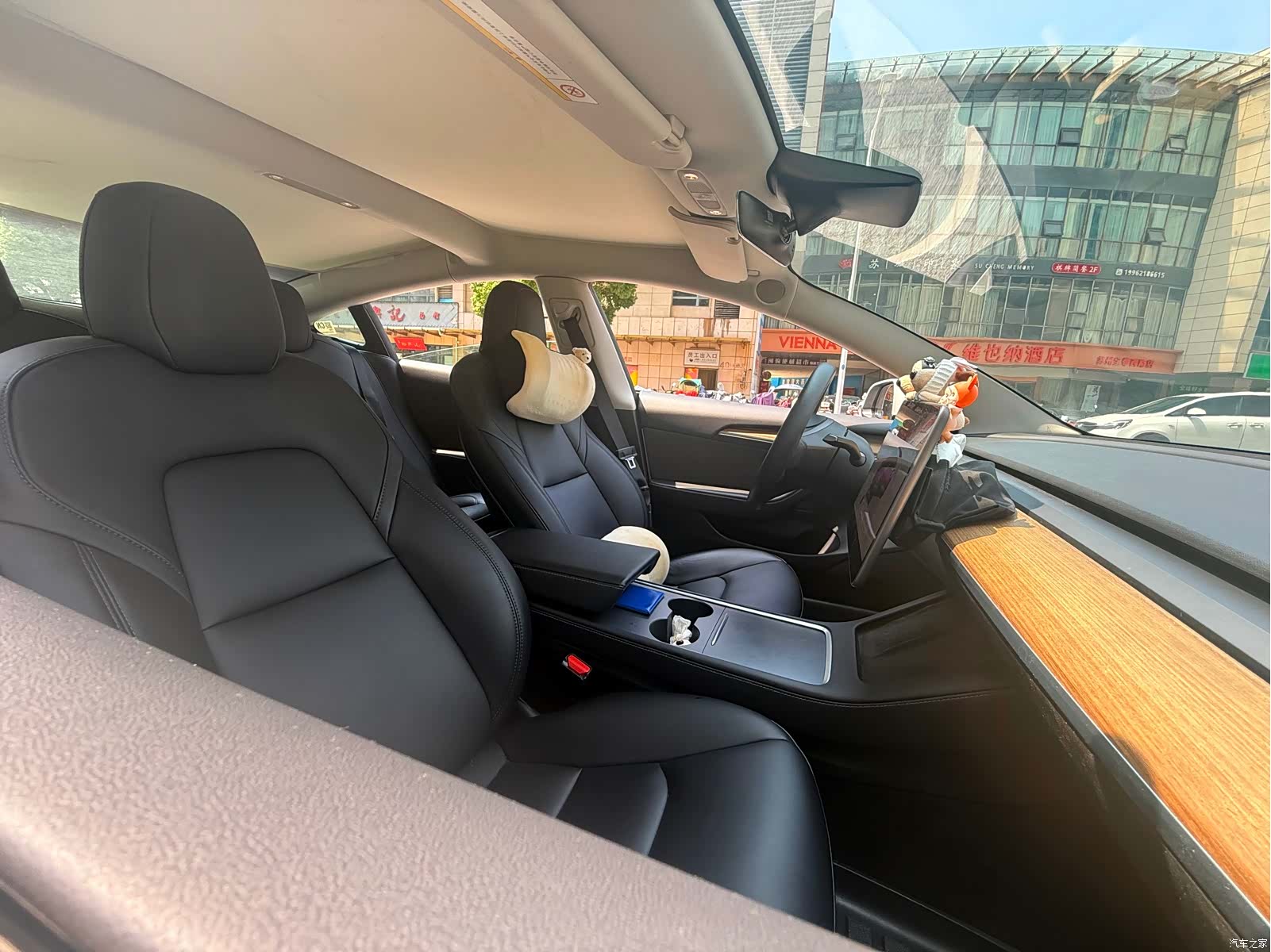 Tesla Model 3, 2022 8