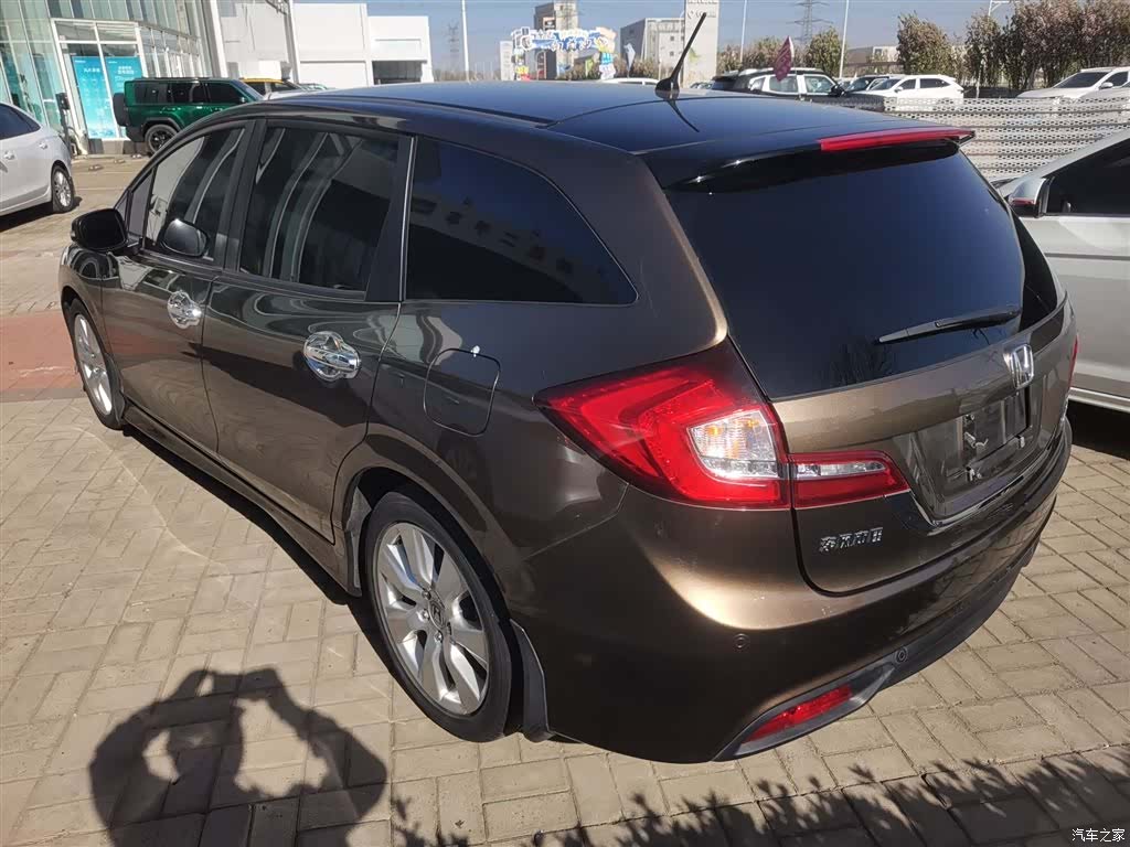 Honda Jade, 2016 все фото