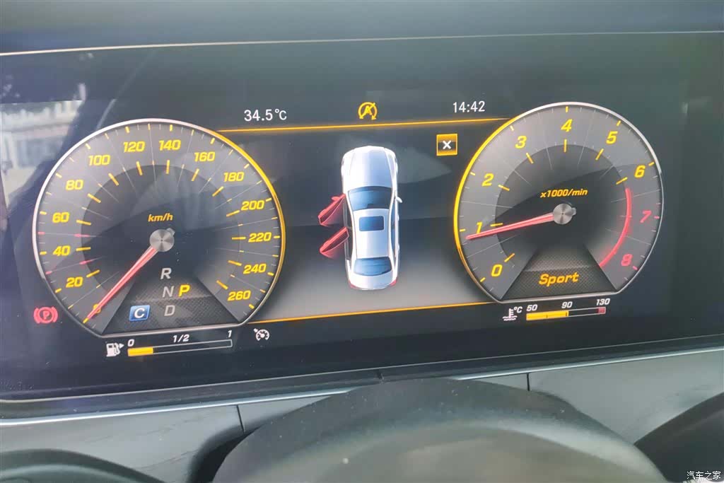 Mercedes-Benz E-Class, 2019 14