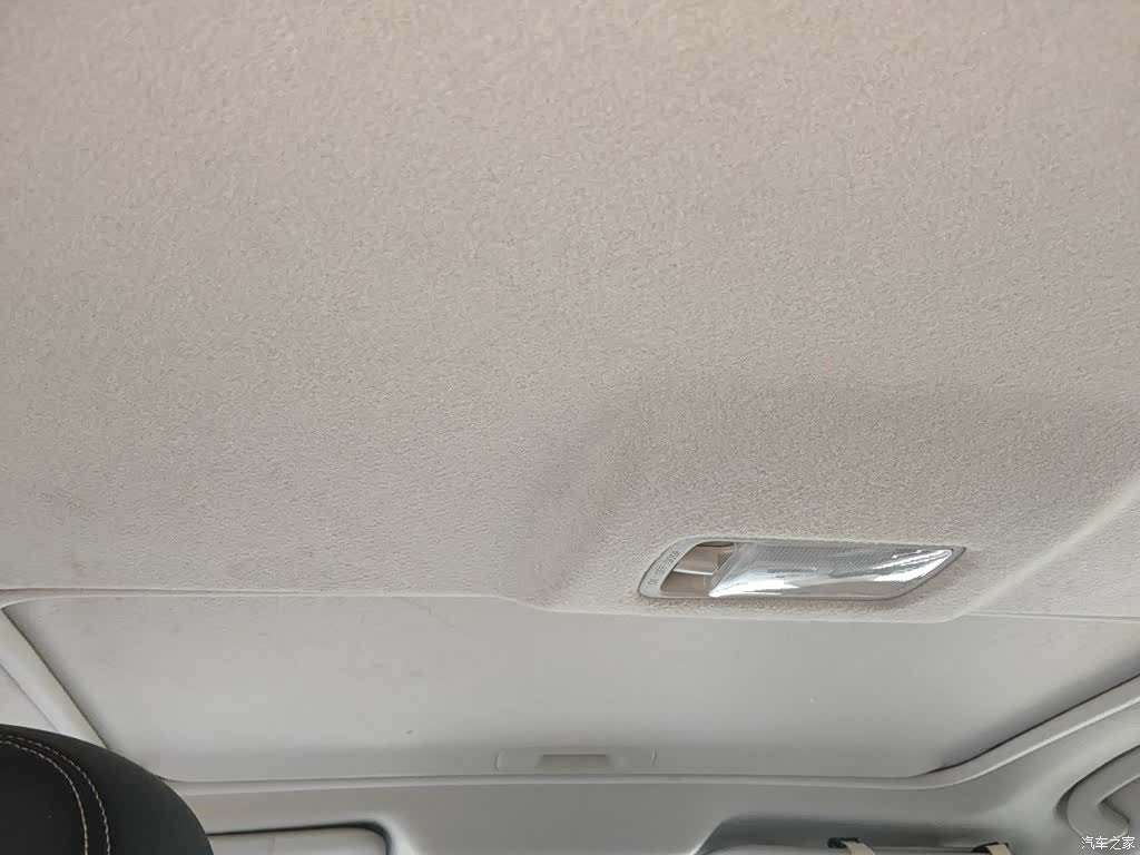 Nissan Tiida, 2018 9