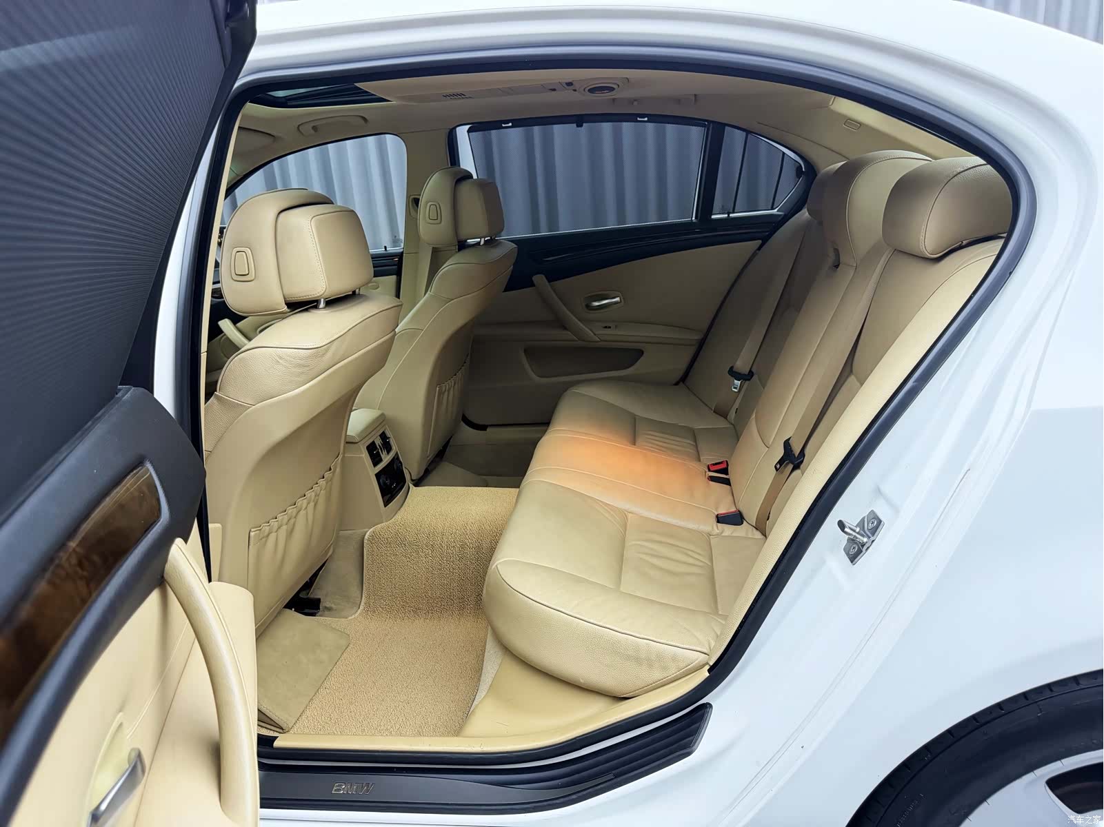 BMW 5 Series, 2010 16