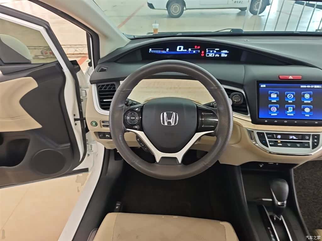 Honda Jade, 2016 11