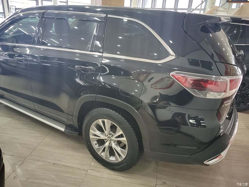 Toyota Highlander, 2017 все фото