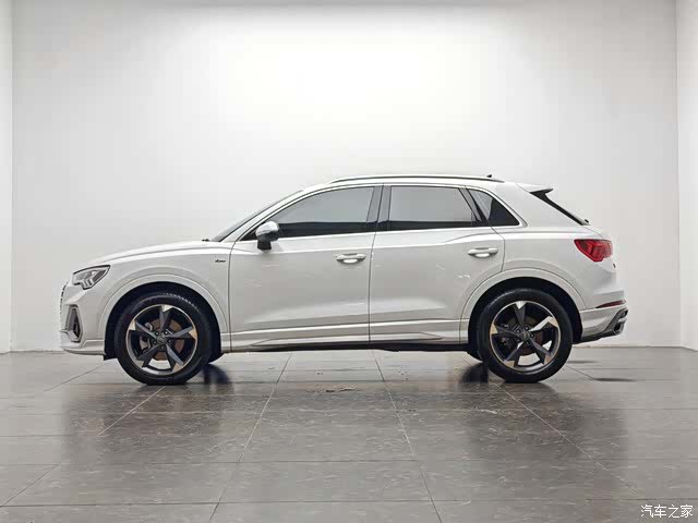 Audi Q3, 2020 8