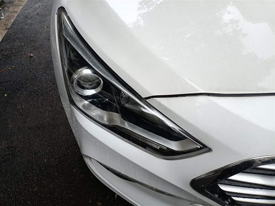 Hyundai Name picture