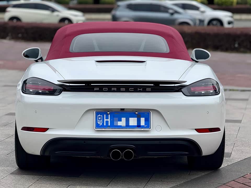 Porsche 718
