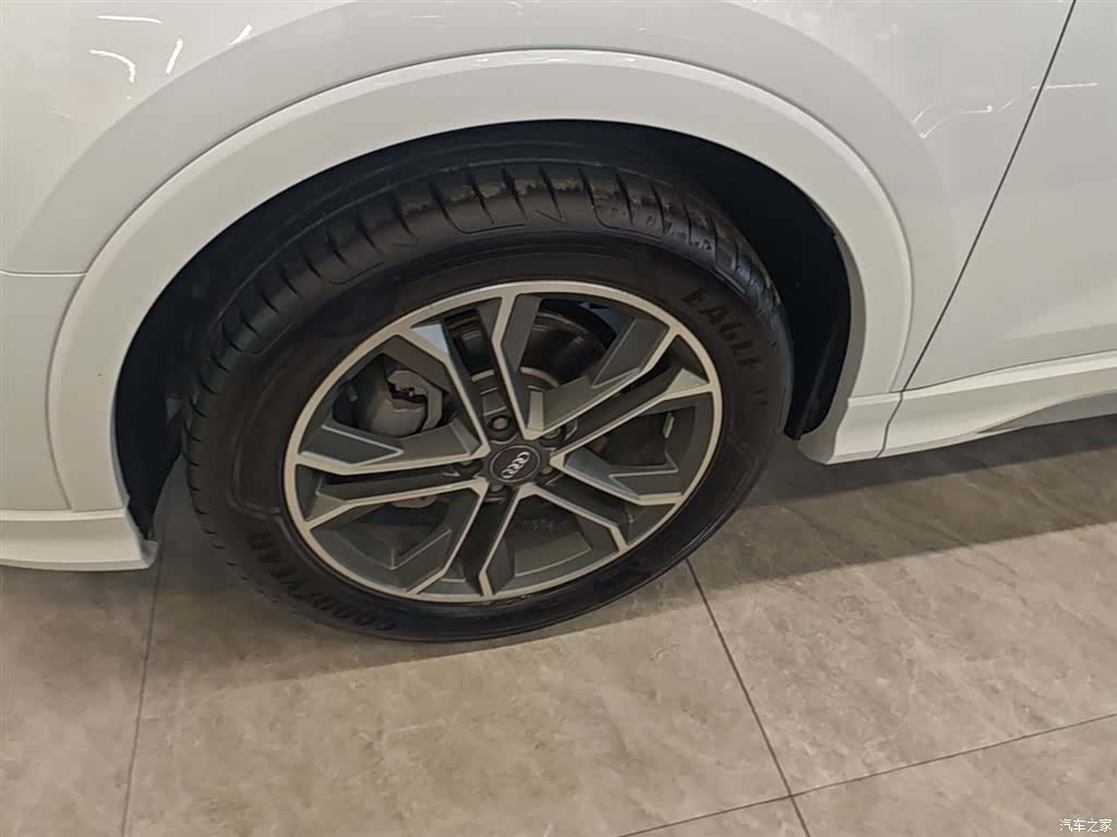 Audi Q3, 2026 23