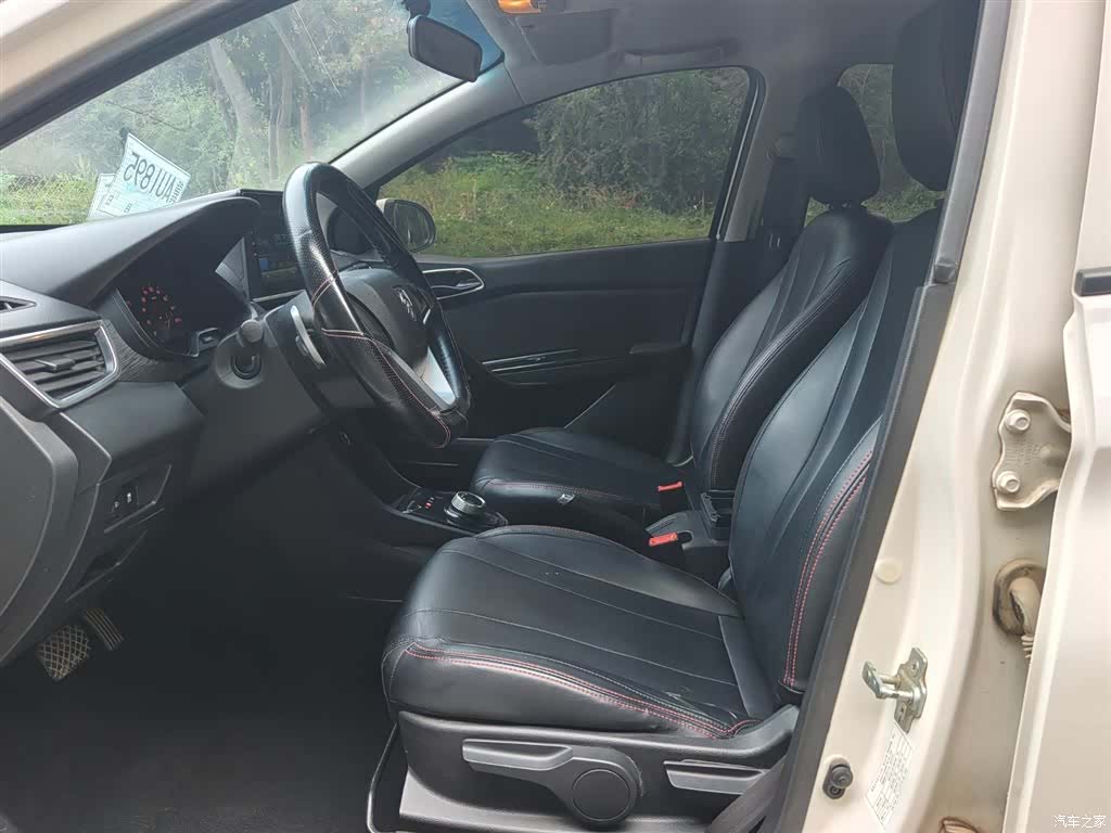 Wuling 310, 2018 9
