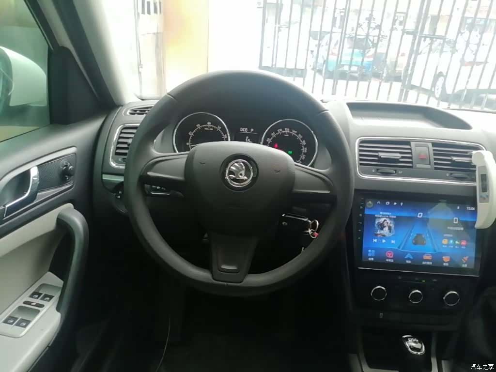Skoda Yeti, 2017 11