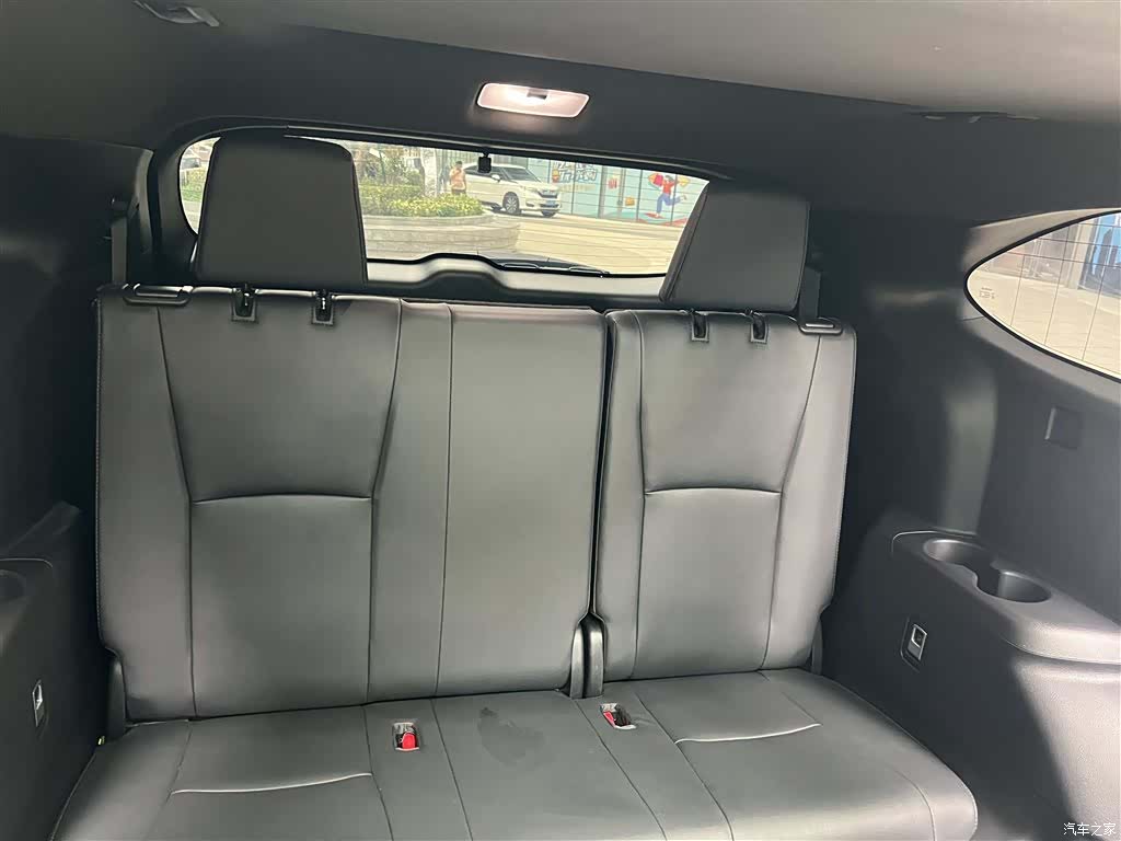 Toyota Crown, 2022 28
