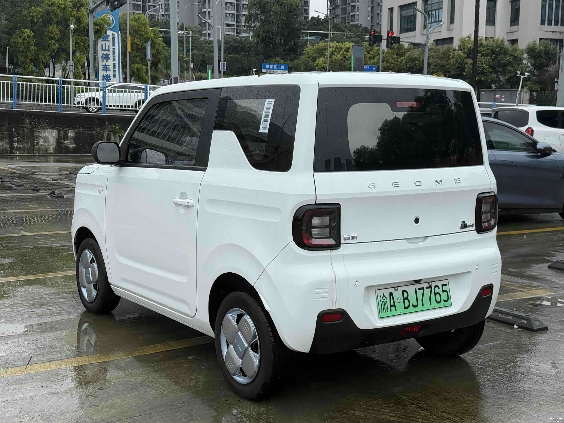 Geely Panda, 2025 4