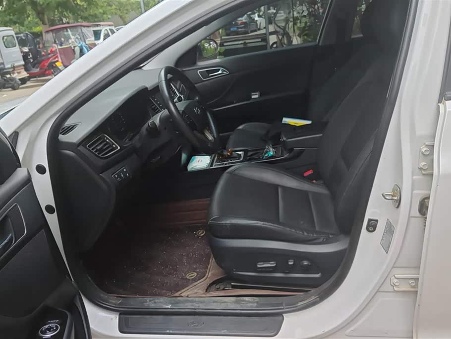 Hyundai Name picture