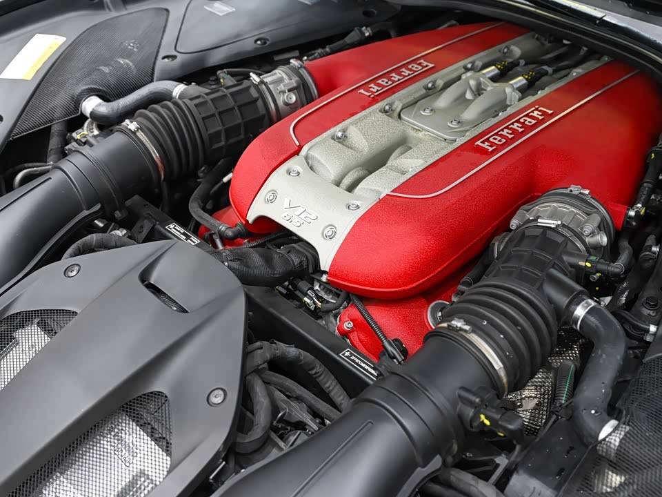 Ferrari 812