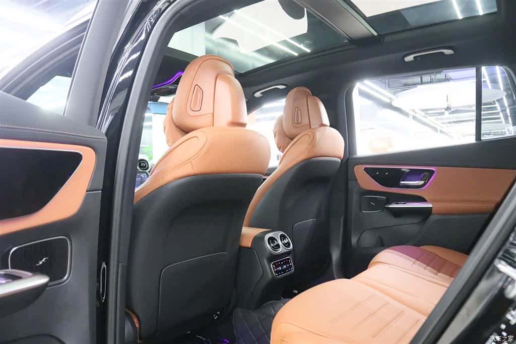 Mercedes-Benz GLC, 2023 18