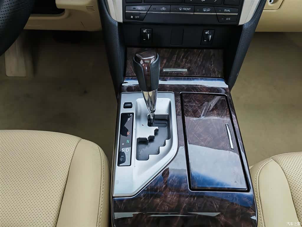Toyota Camry, 2015 13