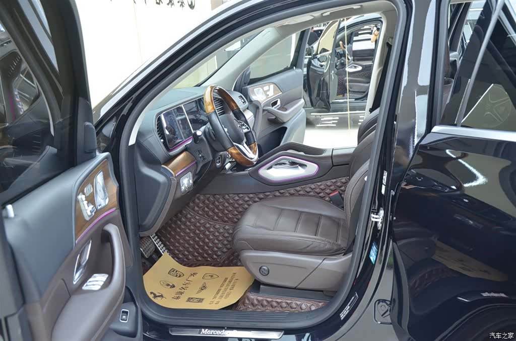 Mercedes-Benz GLS, 2021 4