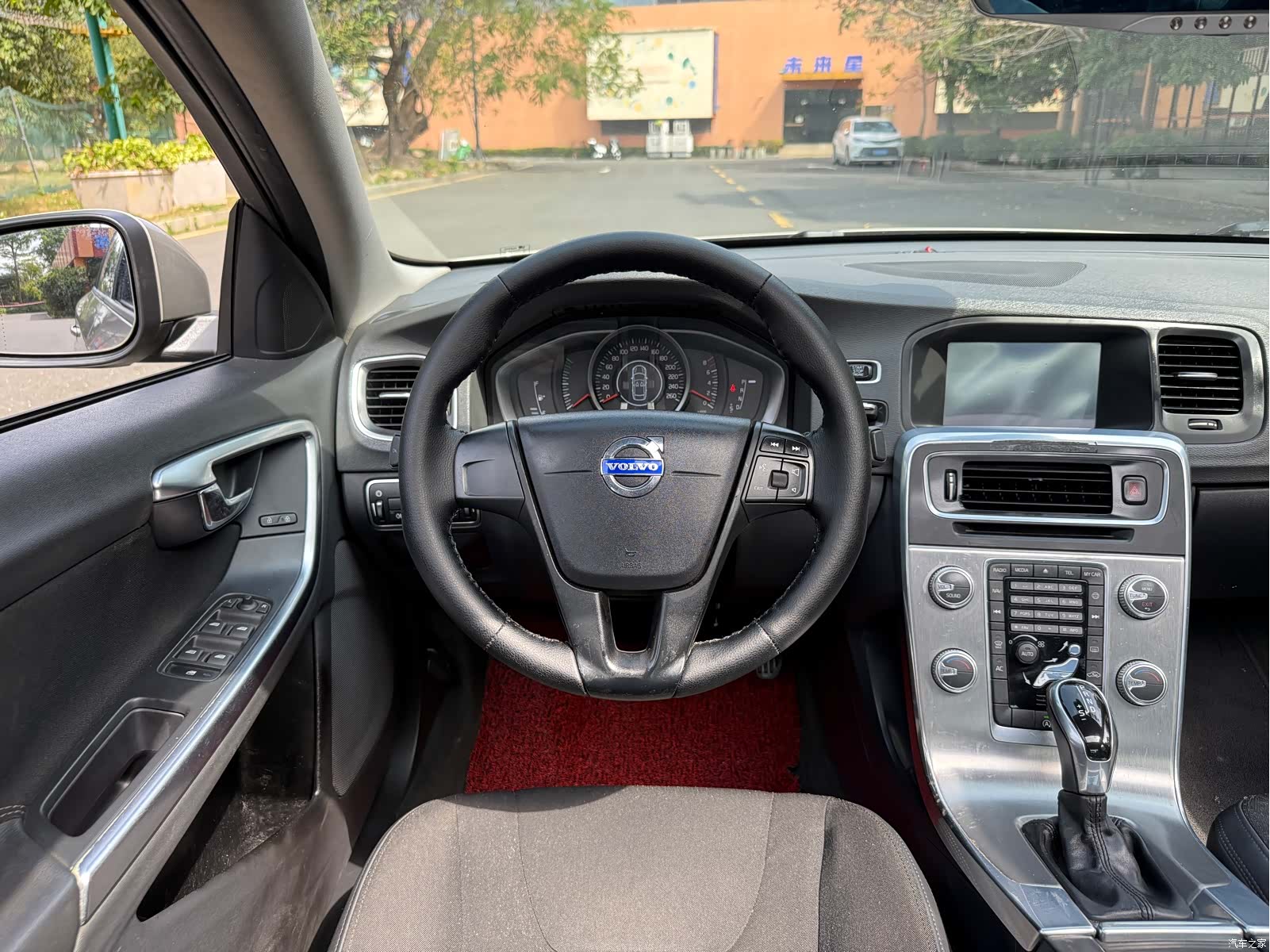 Volvo S60, 2015 13