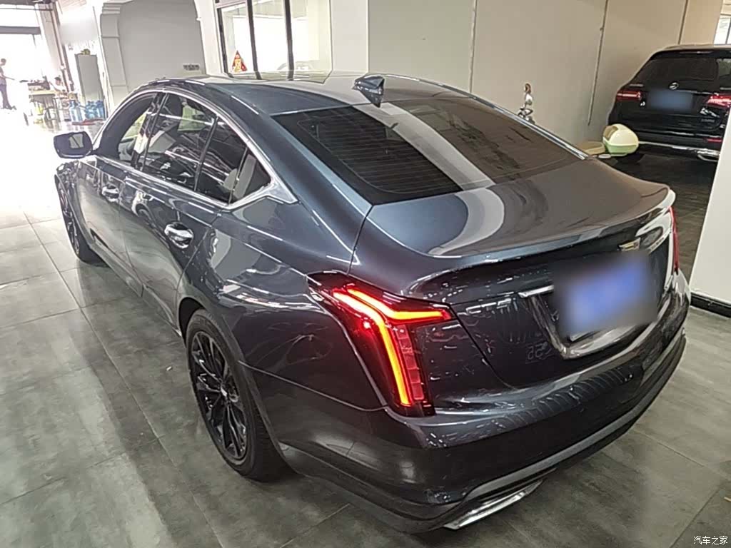 Cadillac CT5, 2022 все фото
