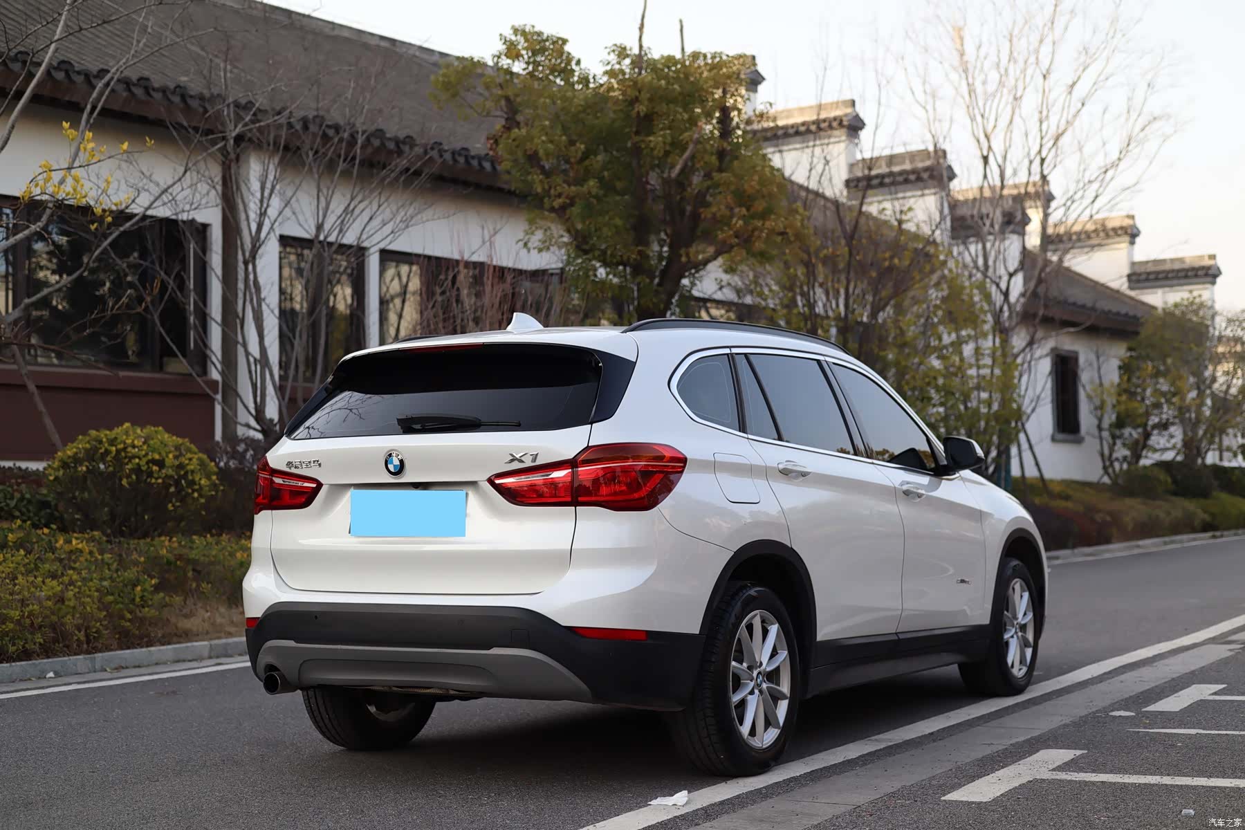BMW X1, 2017 все фото