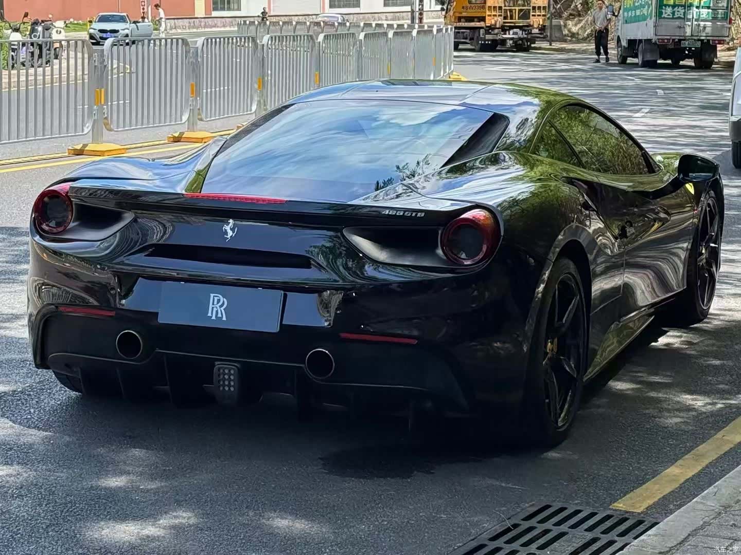 Ferrari 488, 2018 8
