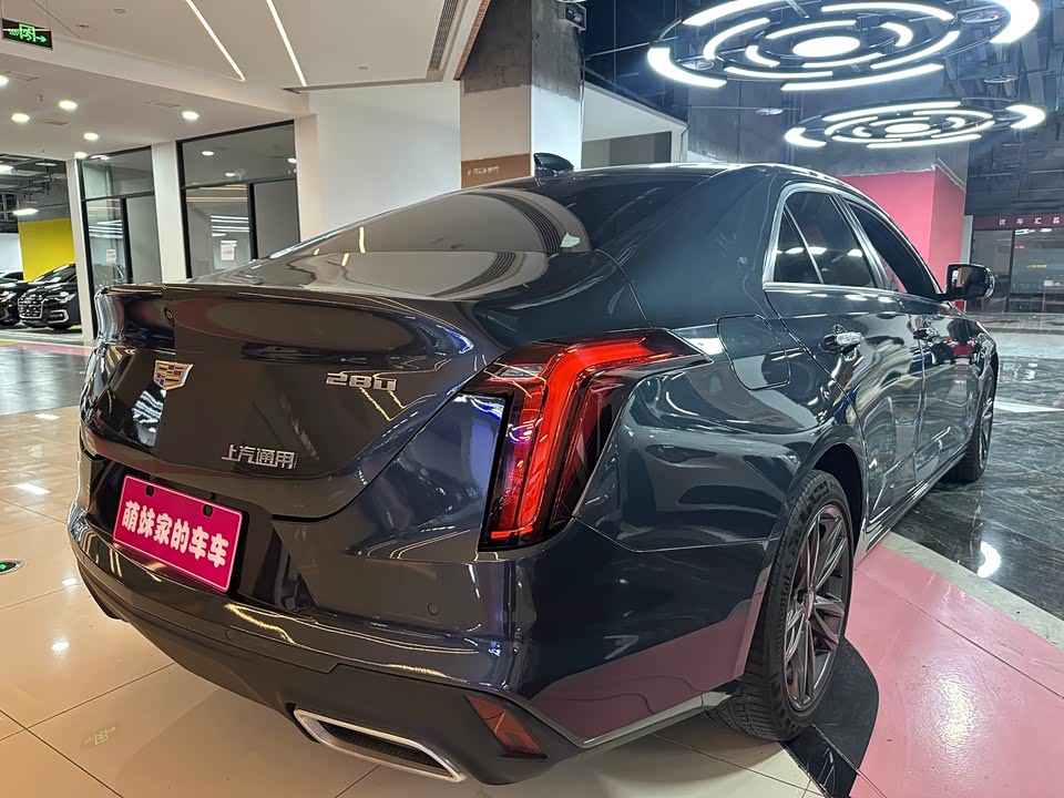 Cadillac CT4